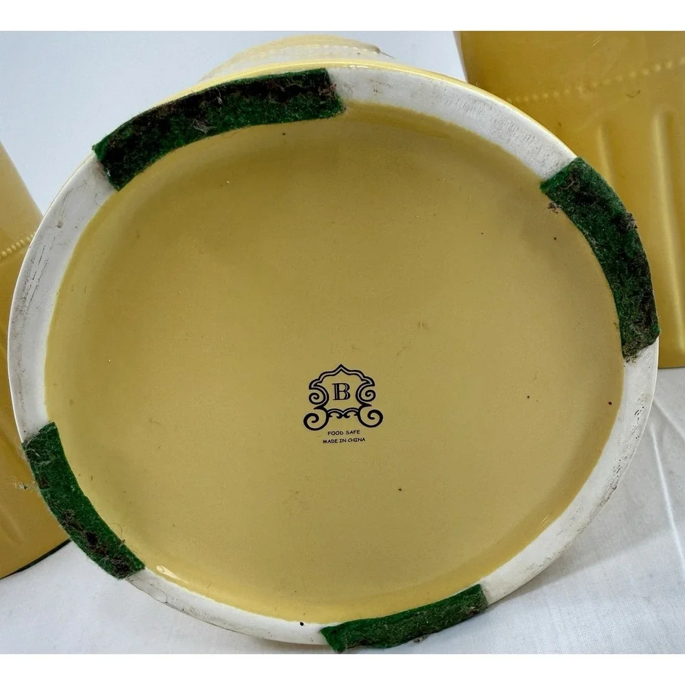 Barreveld  French Provincial Country Canister 9